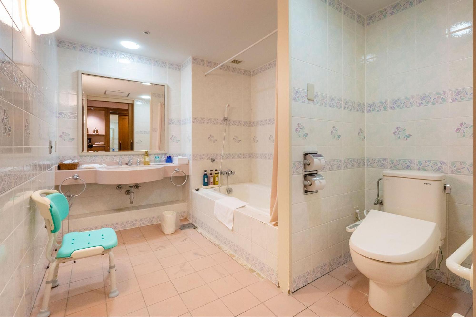 Hotel Ooedo Onsen Monogatari Premium Saikaibashi Sasebo Zewnętrze zdjęcie