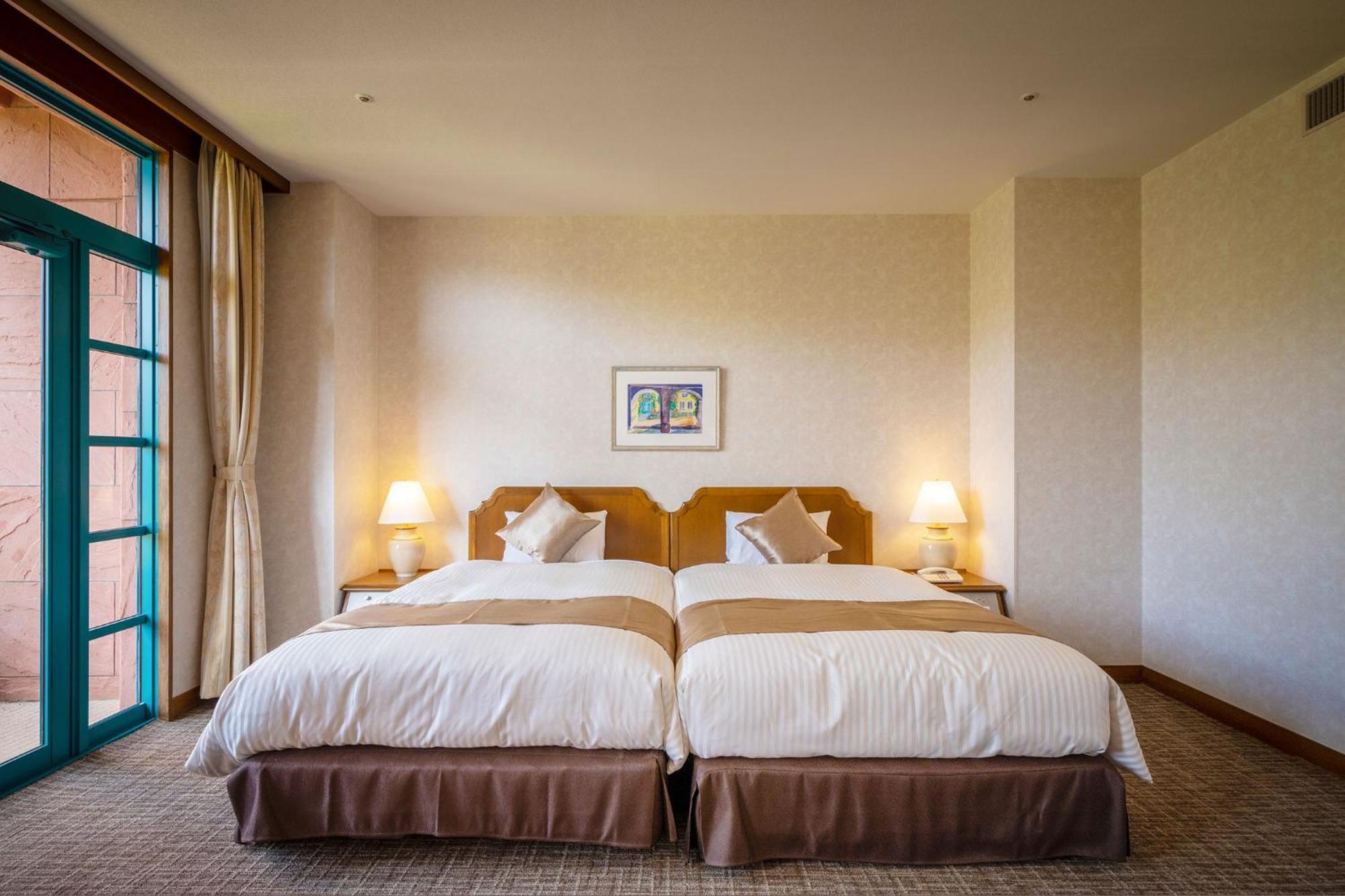 Hotel Ooedo Onsen Monogatari Premium Saikaibashi Sasebo Zewnętrze zdjęcie